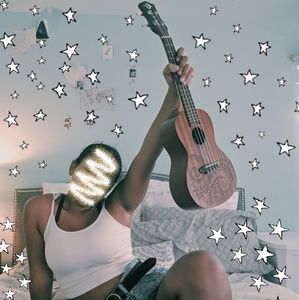 Meet your Posher, Madi